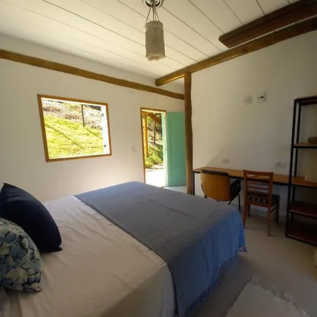 Suites Manjuba Praia De Sta Tereza, 800M Da Vila Ilhabela Exterior photo